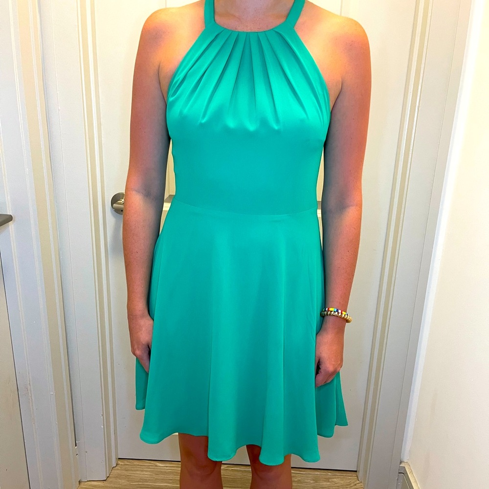 Green express dress